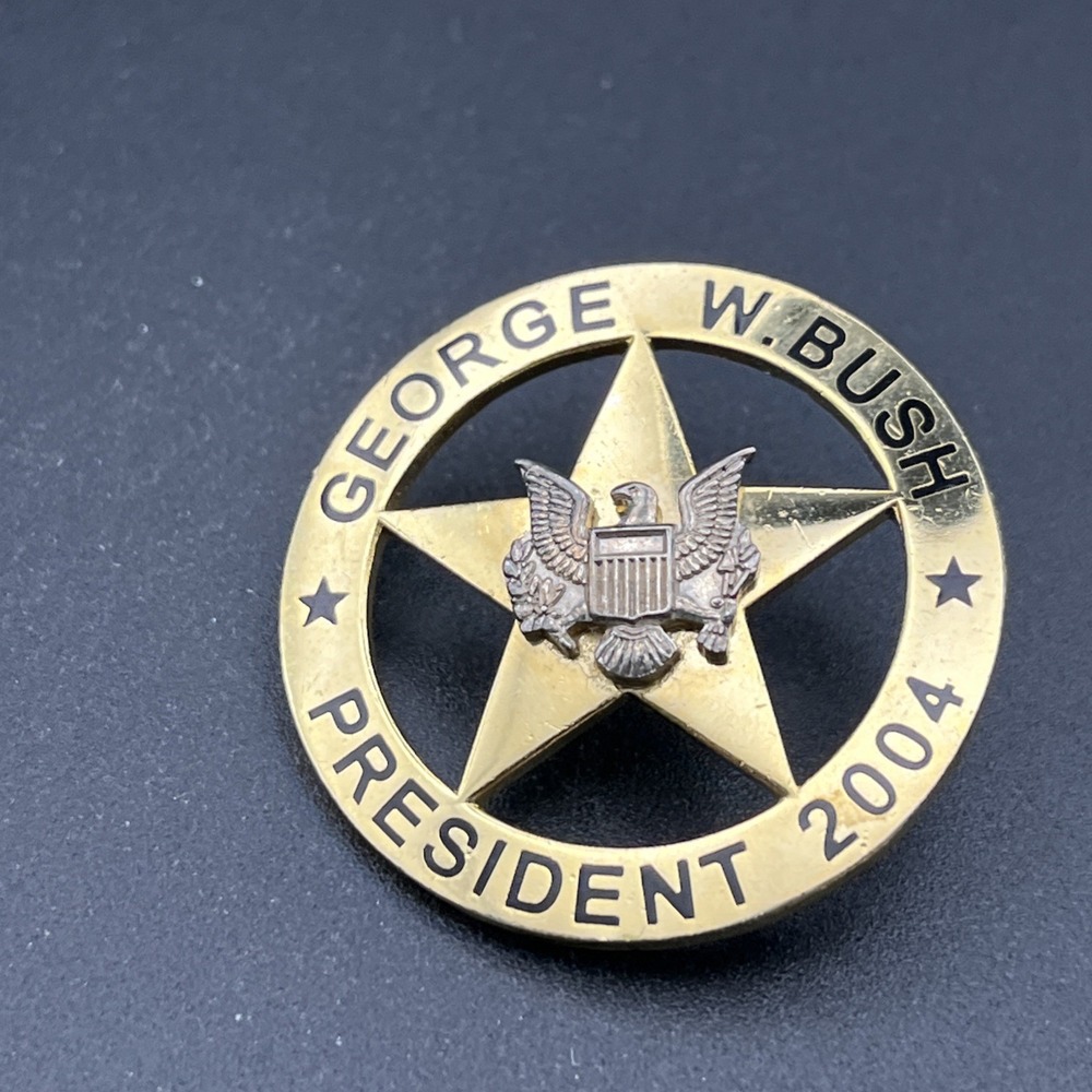 George Bush President‎ 2004 Gold Tone Lapel Hat Pin